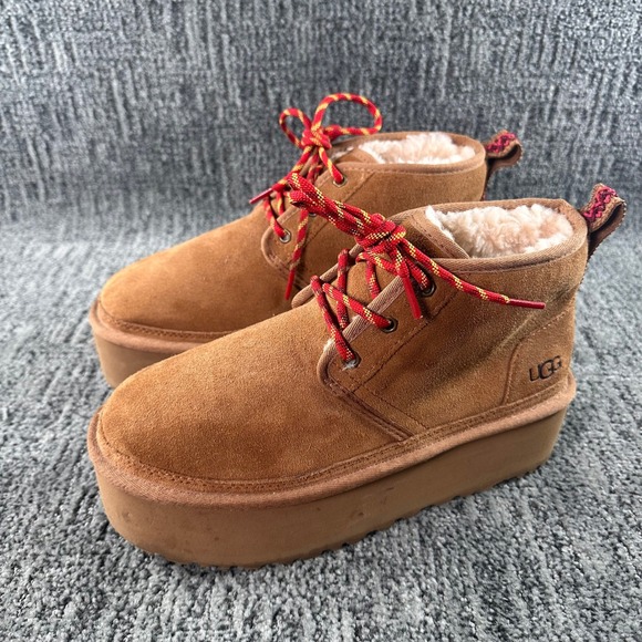 UGG Neumel Platform Booties Womans Size 9 Chestnut Suede Fur Lined Lace Up - Picture 3 of 8